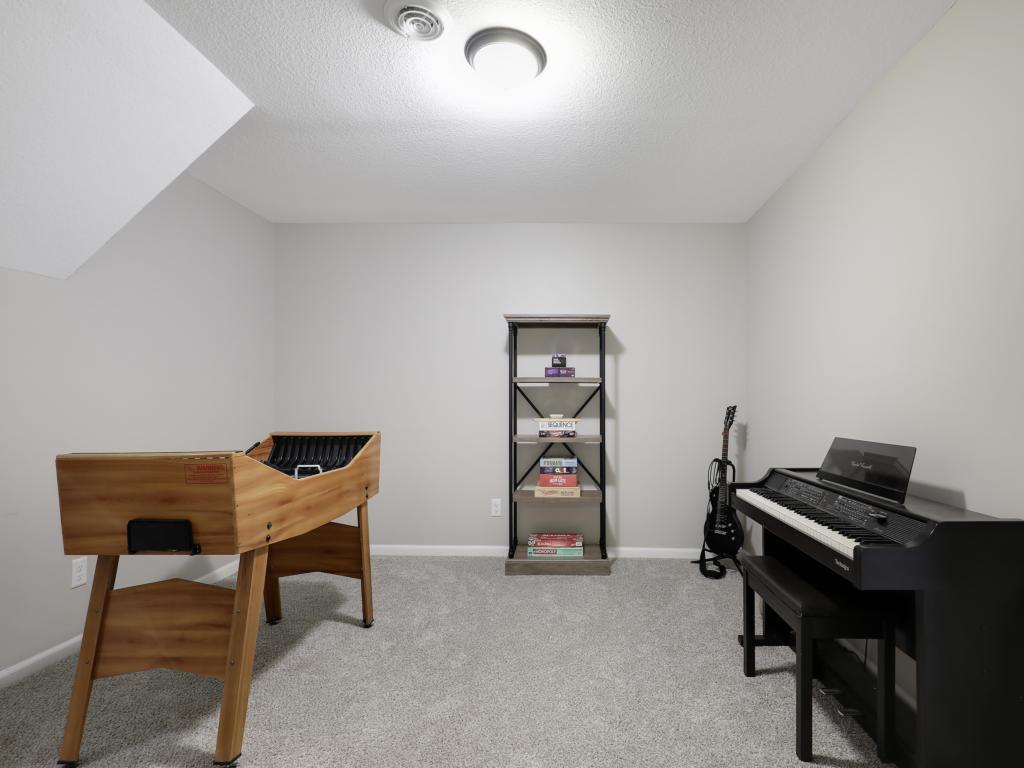 12821 Overlook Road Dayton, MN 55327 - Photo 24 of 39 Gallery Image 24
