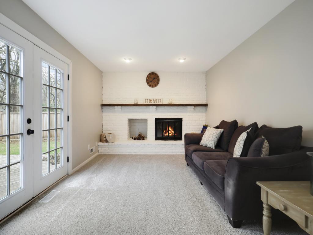 12821 Overlook Road Dayton, MN 55327 - Photo 29 of 39 Gallery Image 29