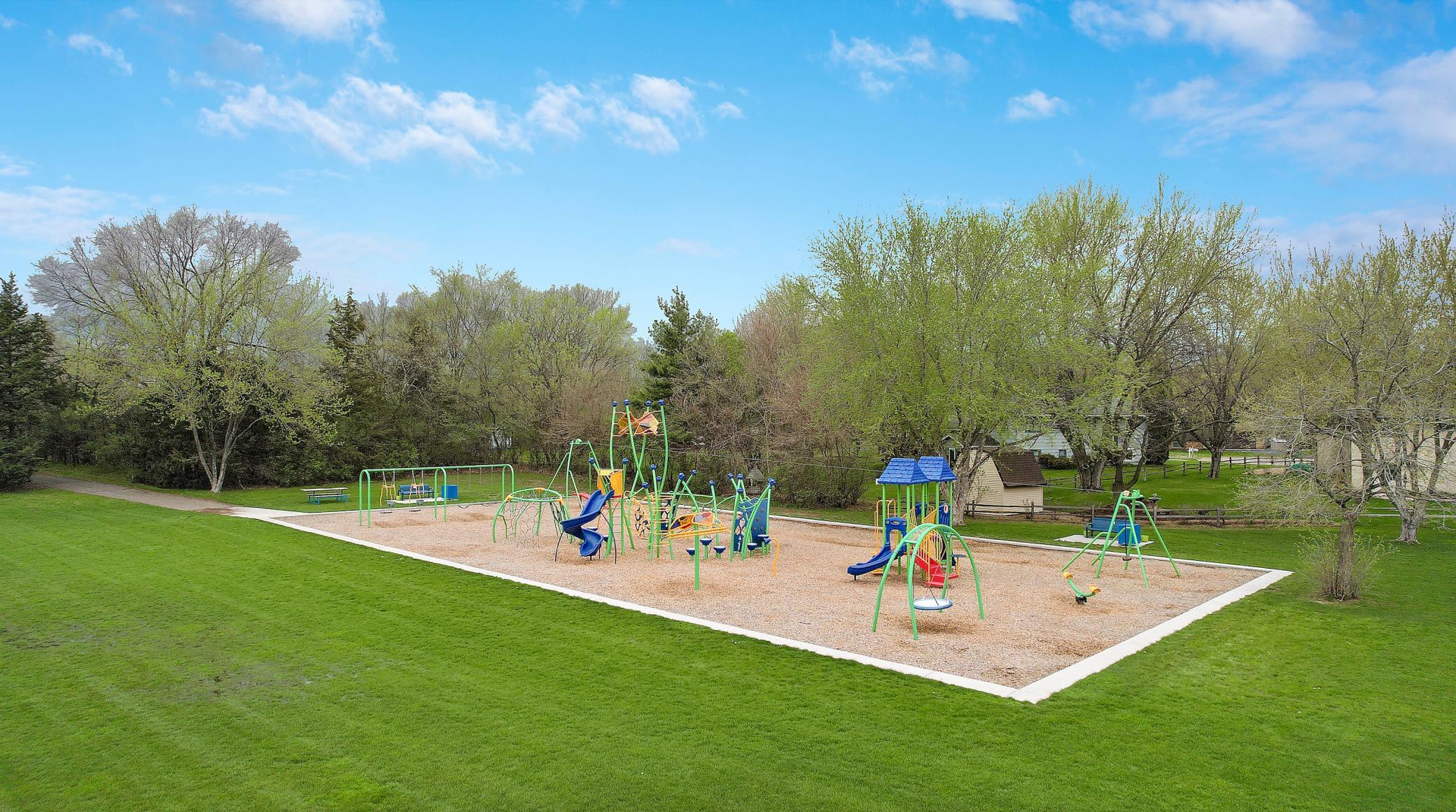 12821 Overlook Road Dayton, MN 55327 - Photo 37 of 39 Gallery Image 37