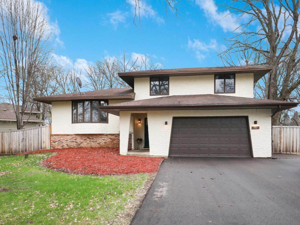 12821 Overlook Road Dayton, MN 55327 - Photo 4 of 39 Gallery Image 4