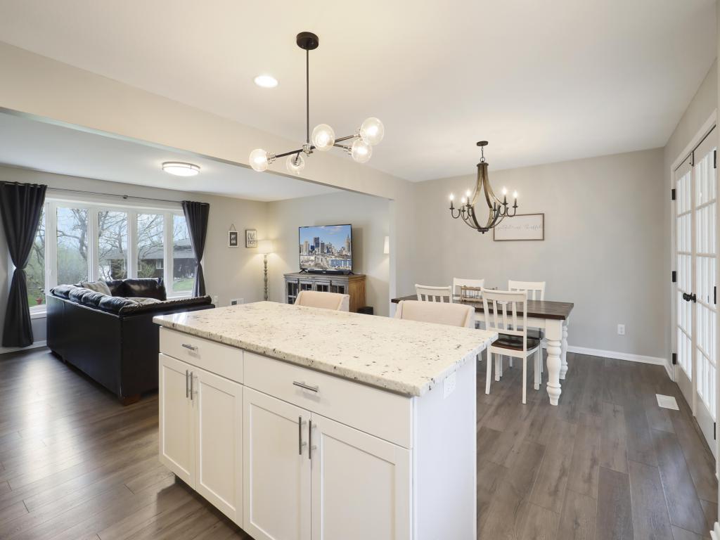 12821 Overlook Road Dayton, MN 55327 - Photo 7 of 39 Gallery Image 7