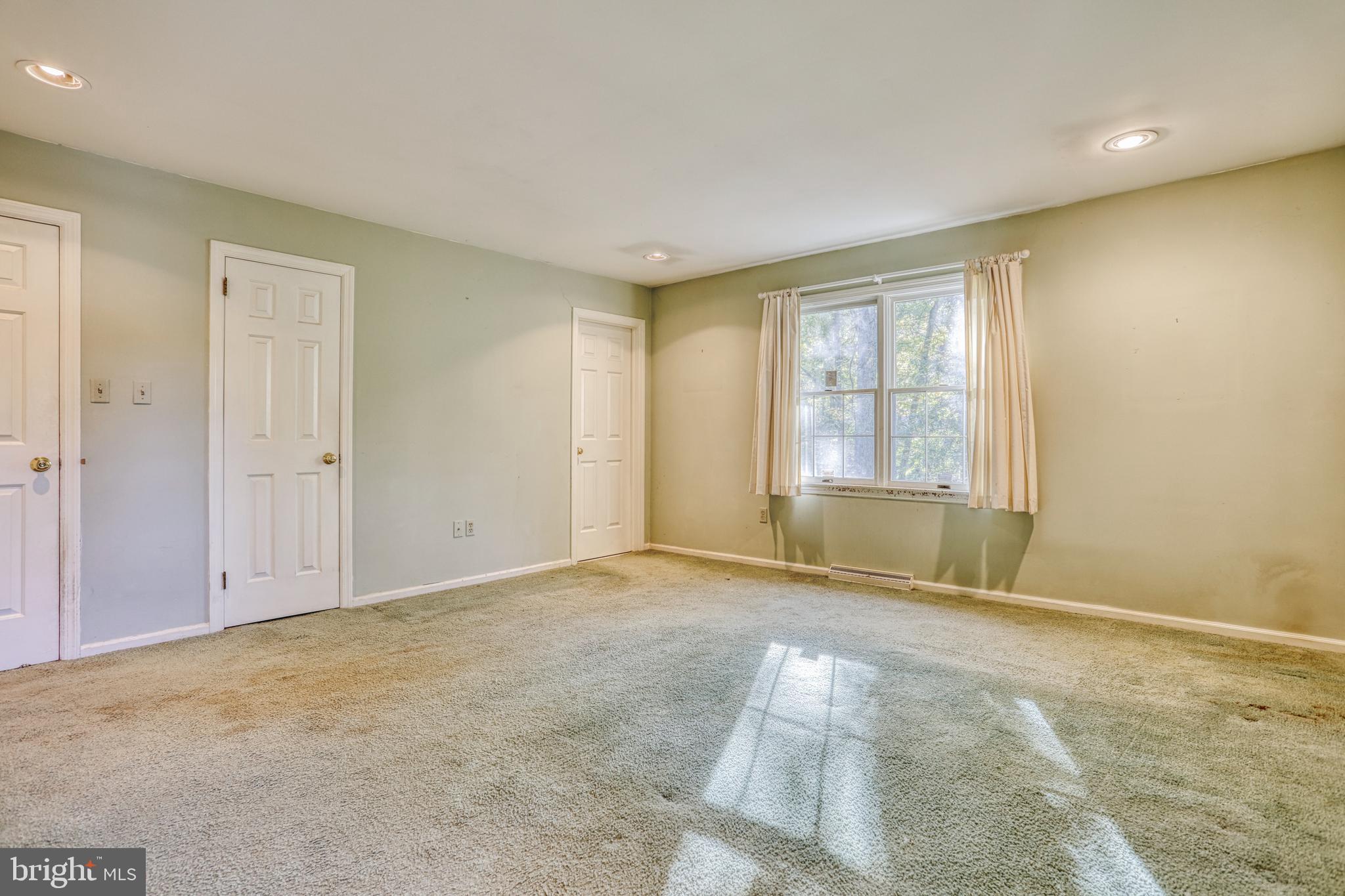 665 Shannon Road Boiling Springs, PA 17007 - Photo 21 of 34 Gallery Image 21
