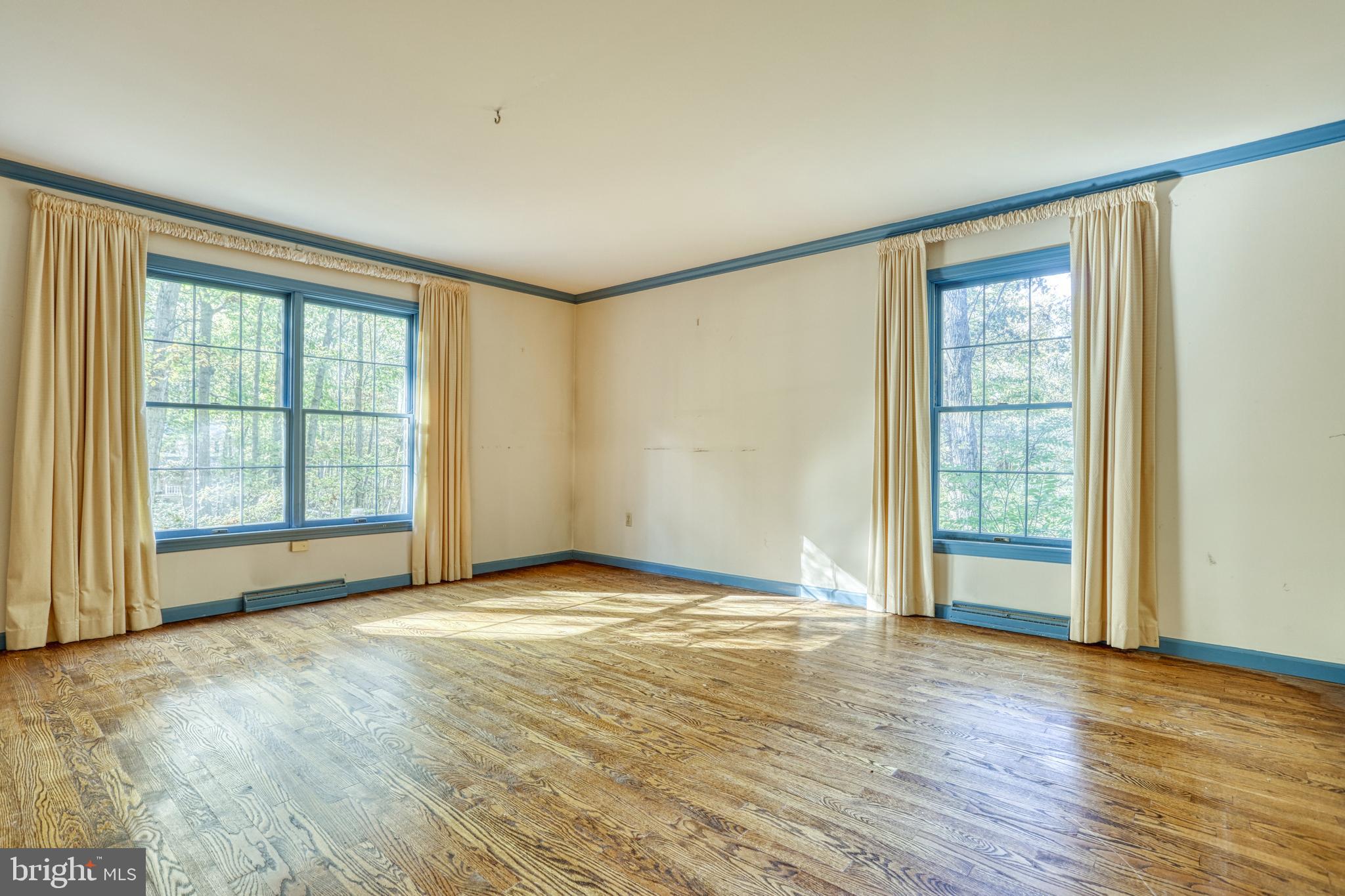 665 Shannon Road Boiling Springs, PA 17007 - Photo 5 of 34 Gallery Image 5