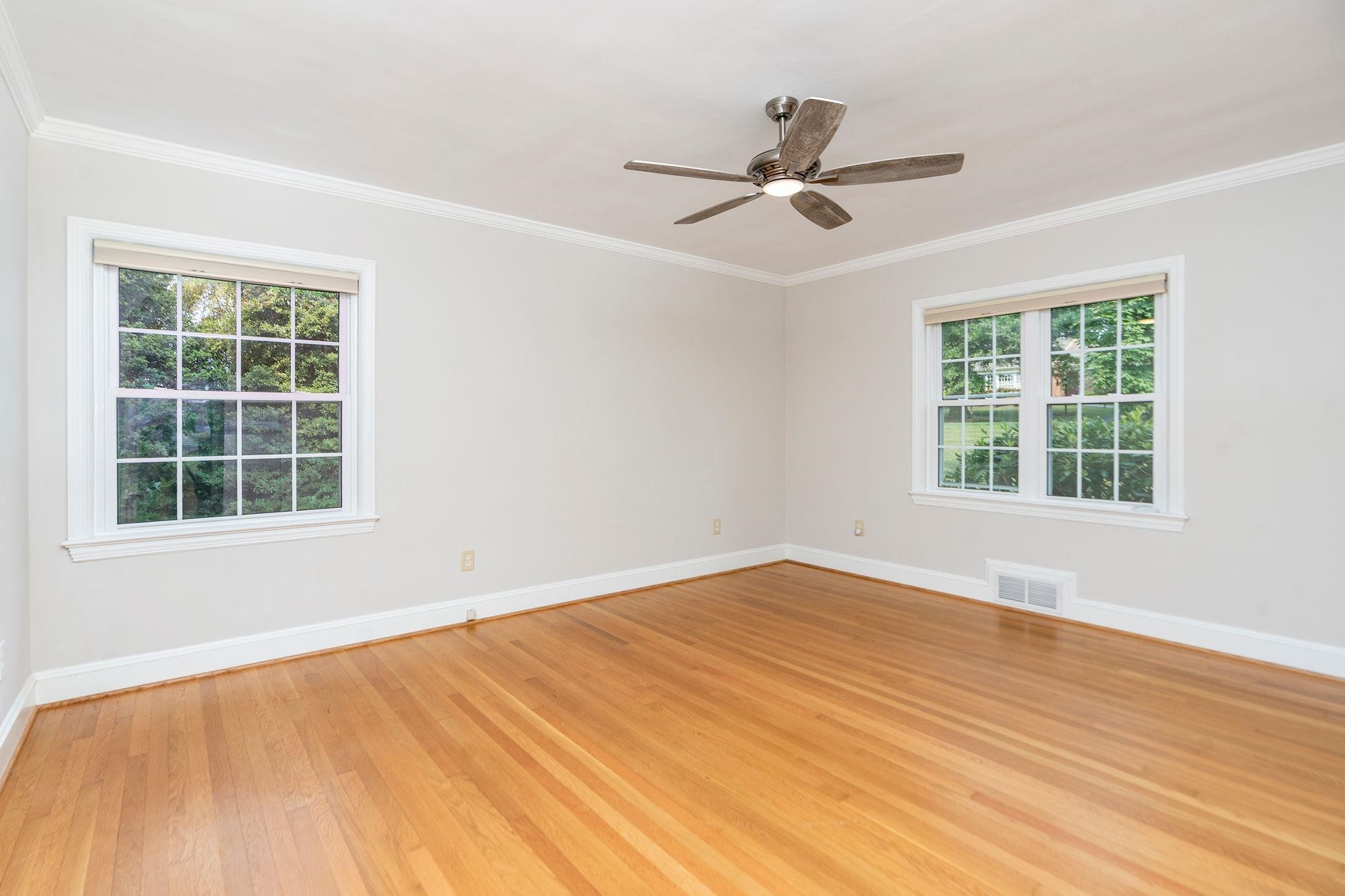 838 Shawnee Road Waynesboro, VA 22980 - Photo 56 of 68 Approximately 15'8" X 12'11"
