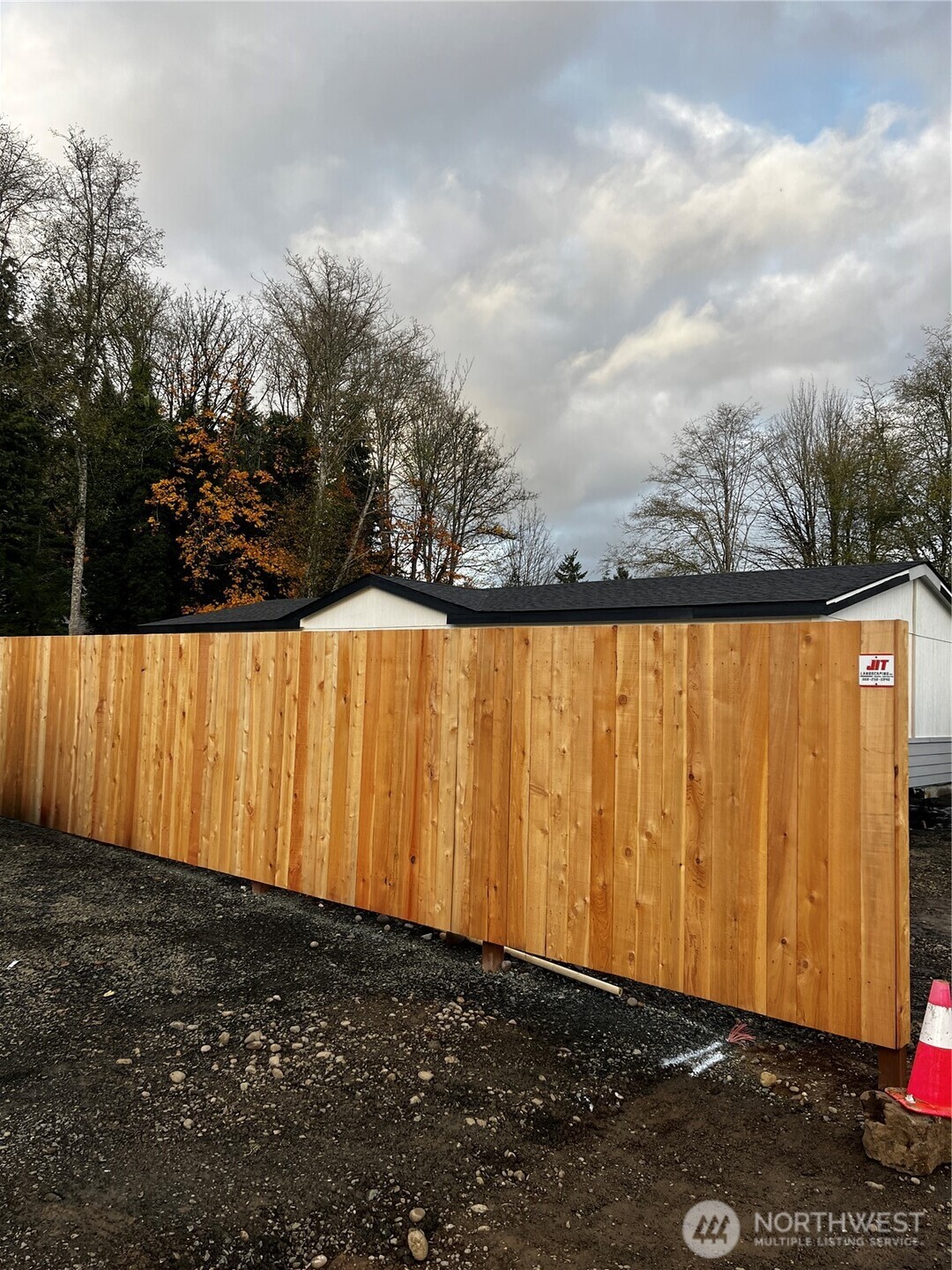 30 Porter Creek Road Elma, WA 98541 - Photo 6 of 12 a view of a large tub