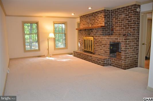 671 Deer Road Boiling Springs, PA 17007 - Photo 9 of 25 Gallery Image 9
