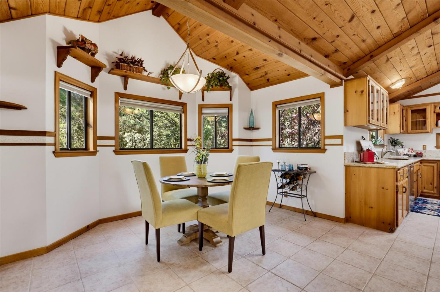 14333 Brooks Road Grass Valley, CA 95945 - Photo 7 of 99 Gallery Image 7