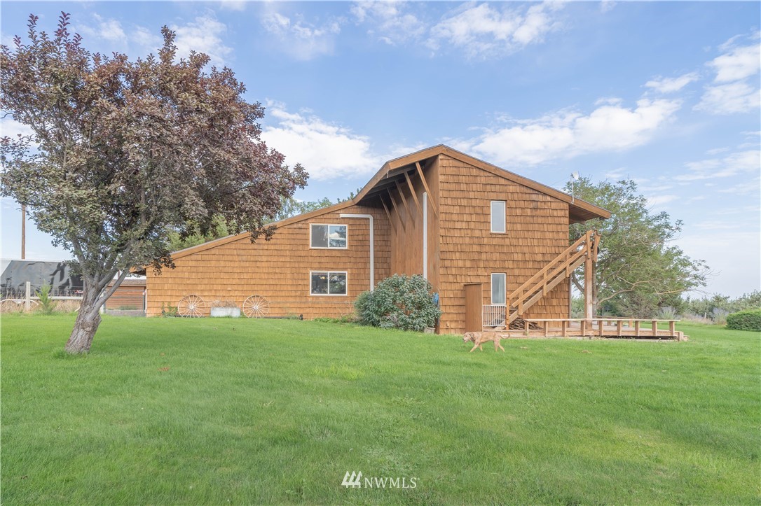 10659 Martin Road Northwest Quincy, WA 98848 - Photo 3 of 40