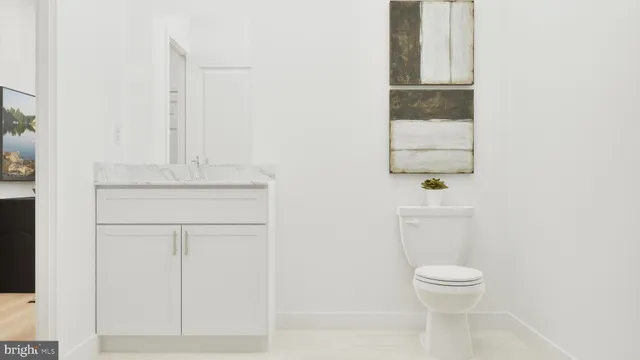 a bathroom with a toilet