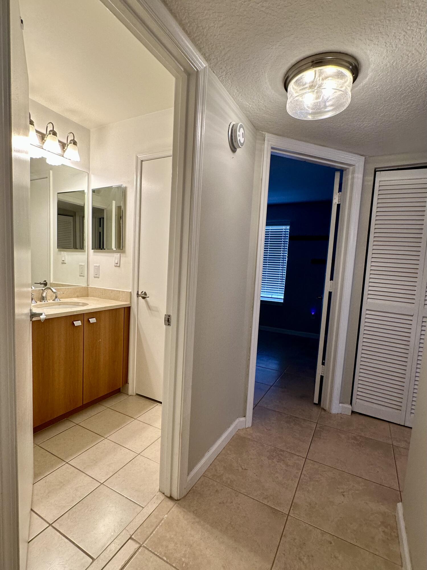 1050 Crystal Way, Unit H Delray Beach, FL 33444 - Photo 22 of 41 BahiaJacknJill2