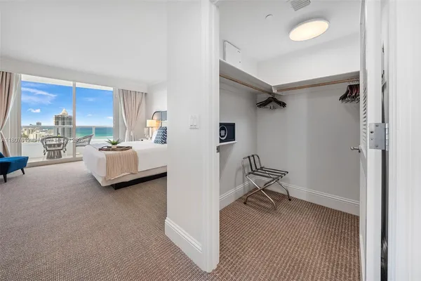 $10,250 | 4401 Collins Avenue, Unit 3505, Miami Beach, FL 33140