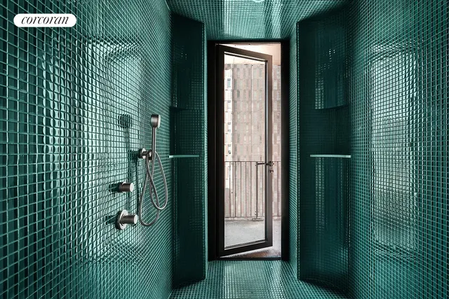 $3,700,000 | 9 Chapel Street, Unit PHB | Downtown Brooklyn