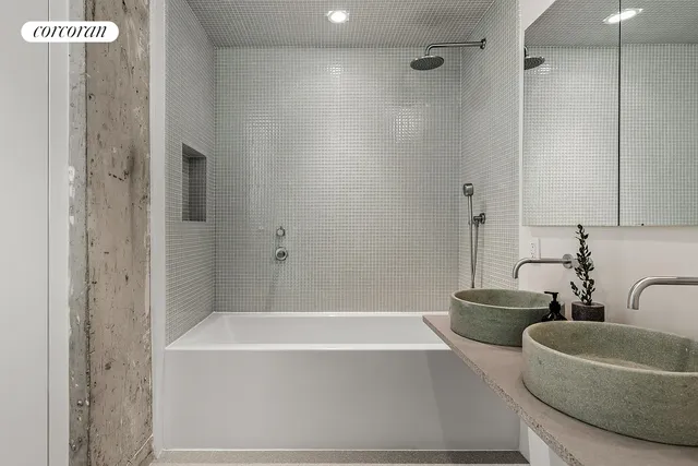 $3,700,000 | 9 Chapel Street, Unit PHB | Downtown Brooklyn