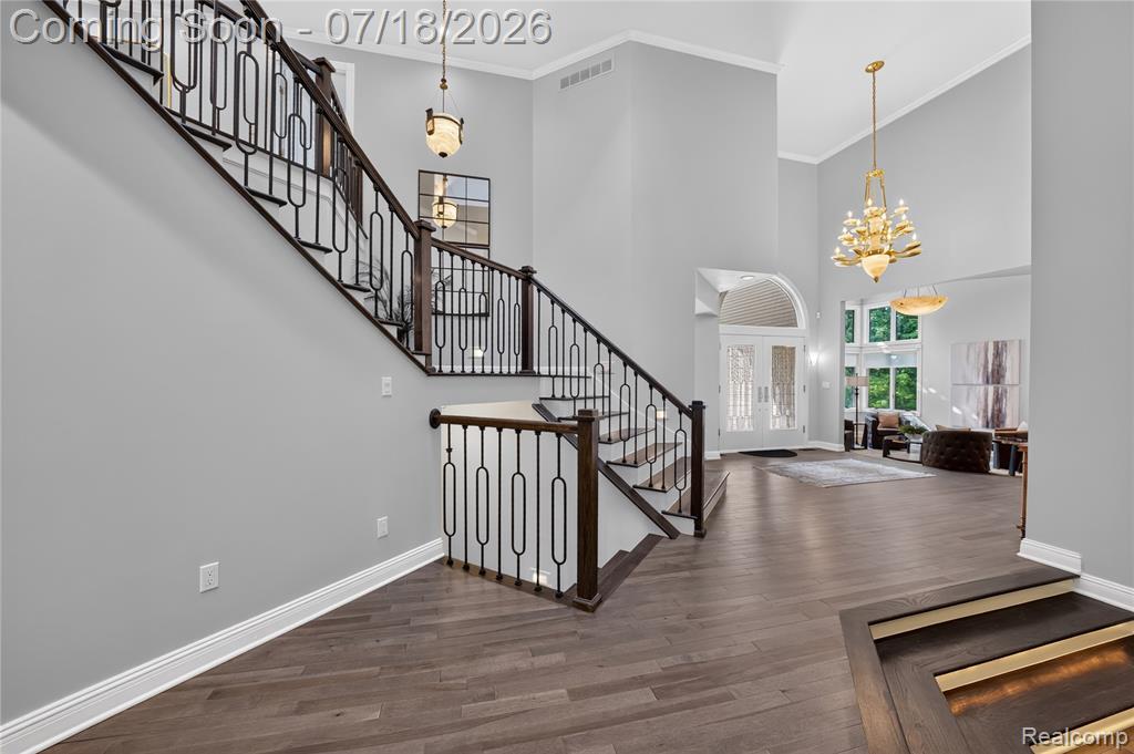 8180 Ridge Road North Canton, MI 48187 - Photo 9 of 99