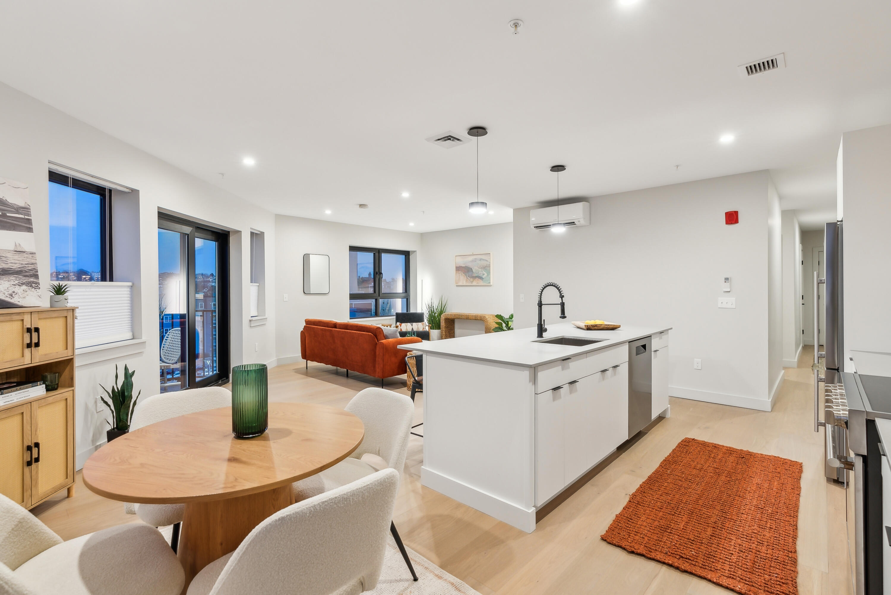 75 Chestnut Street, Unit 607 Portland, ME 04101 - Photo 2 of 30 DSC01036