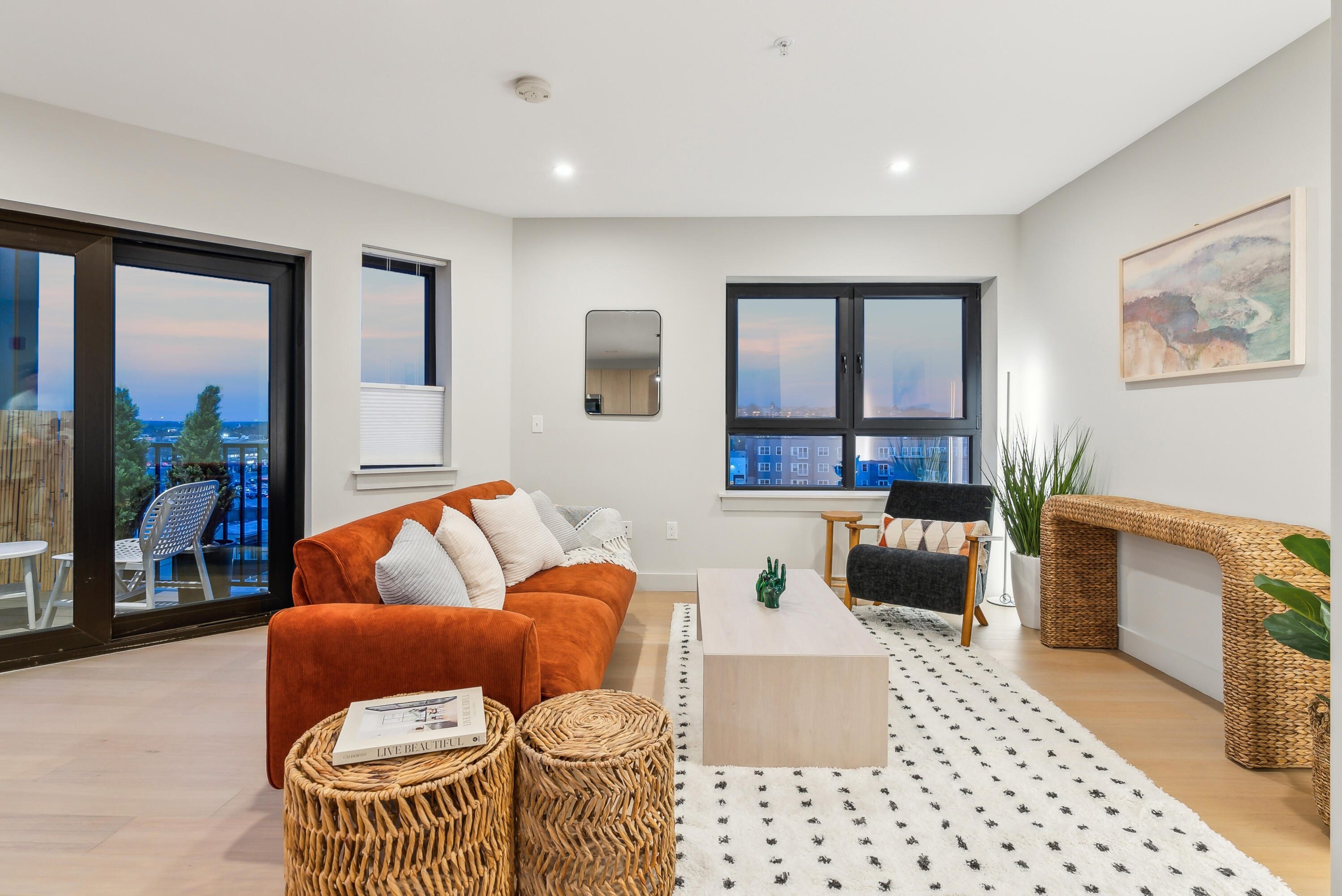 75 Chestnut Street, Unit 607 Portland, ME 04101 - Photo 7 of 30 DSC01046