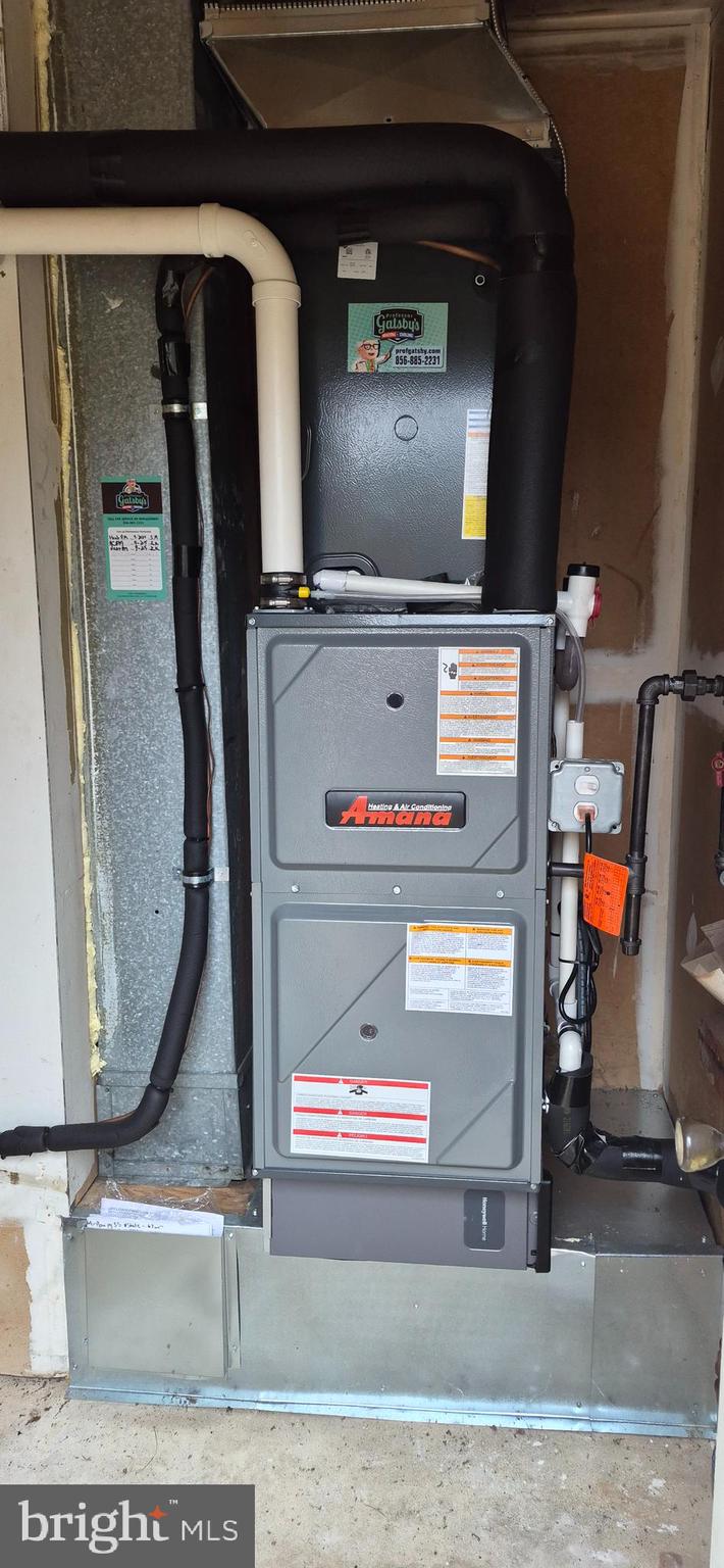 8 Del Sol Place Sicklerville, NJ 08081 - Photo 37 of 40 a close view of water heater