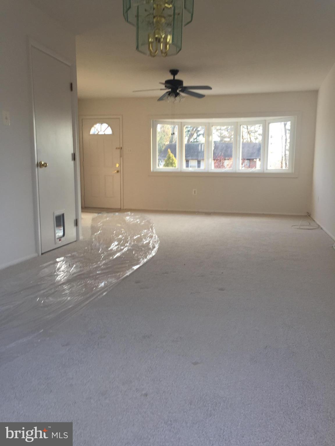 238 Candytuft Road Reisterstown, MD 21136 - Photo 3 of 18 Interior (General)DR LR VIEW