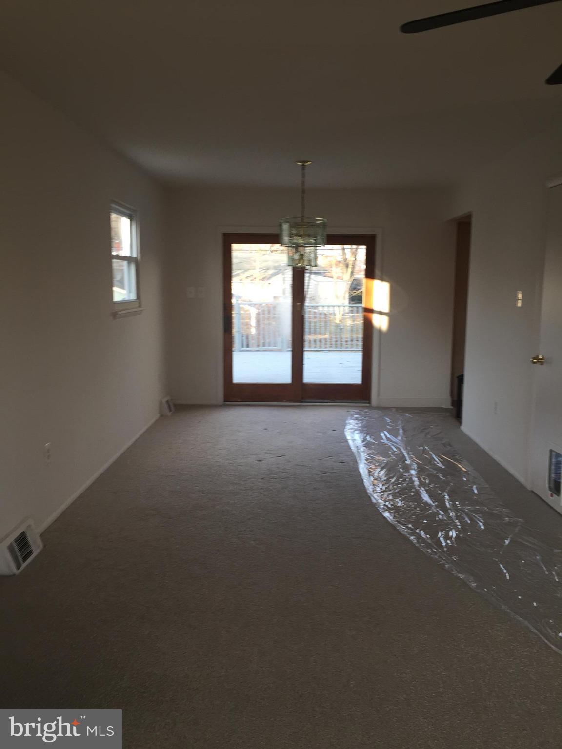 238 Candytuft Road Reisterstown, MD 21136 - Photo 4 of 18 Dining Room TO SLIDING DOOR TO DECK