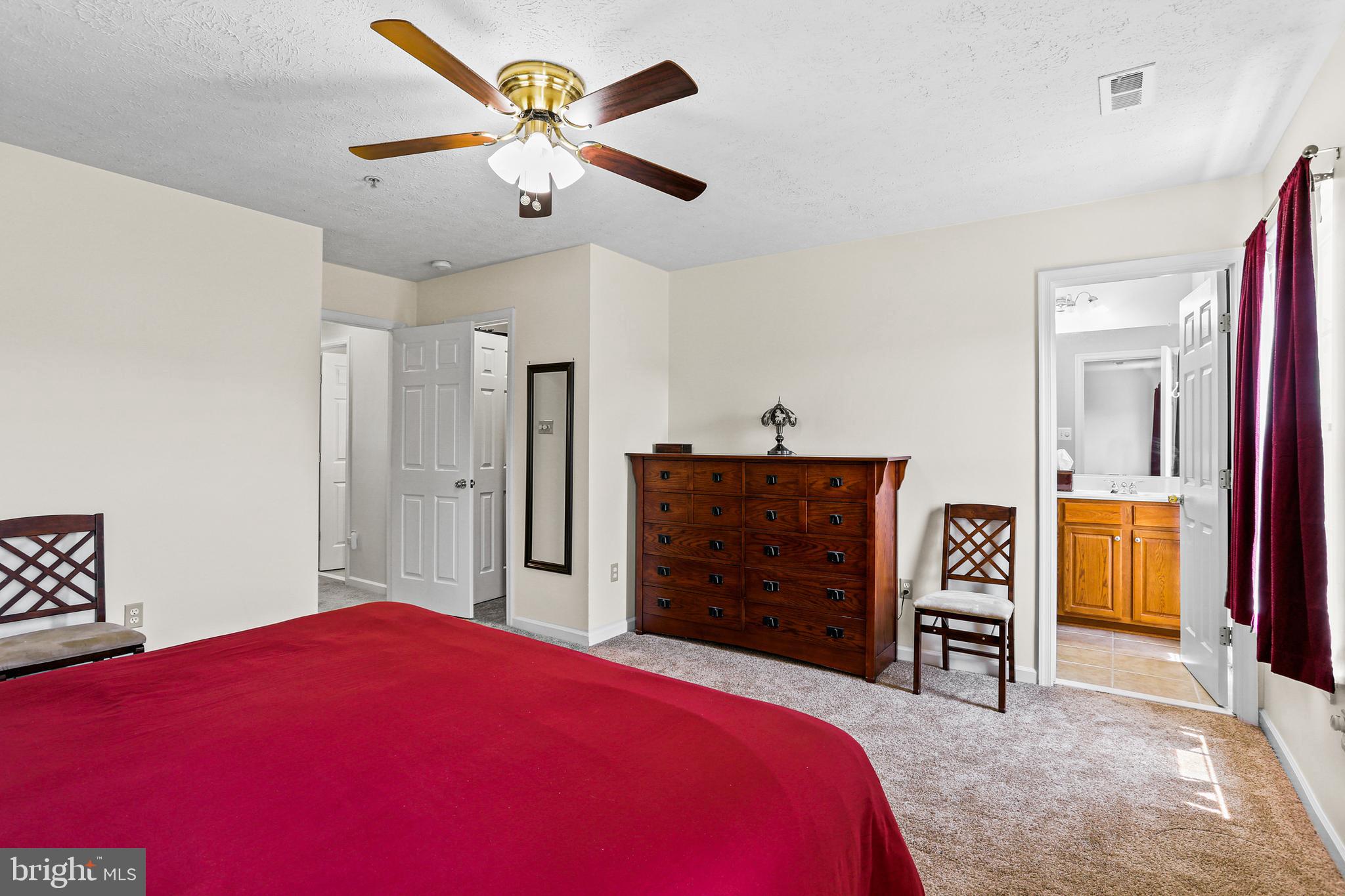 616 Tinker Road Middle River, MD 21220 - Photo 12 of 26 Primary with Full Bath