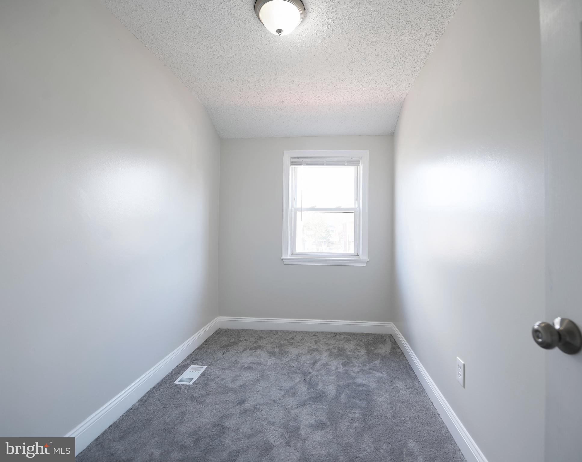 1916 Oxley Road Baltimore, MD 21222 - Photo 19 of 27 2ND BEDROOM