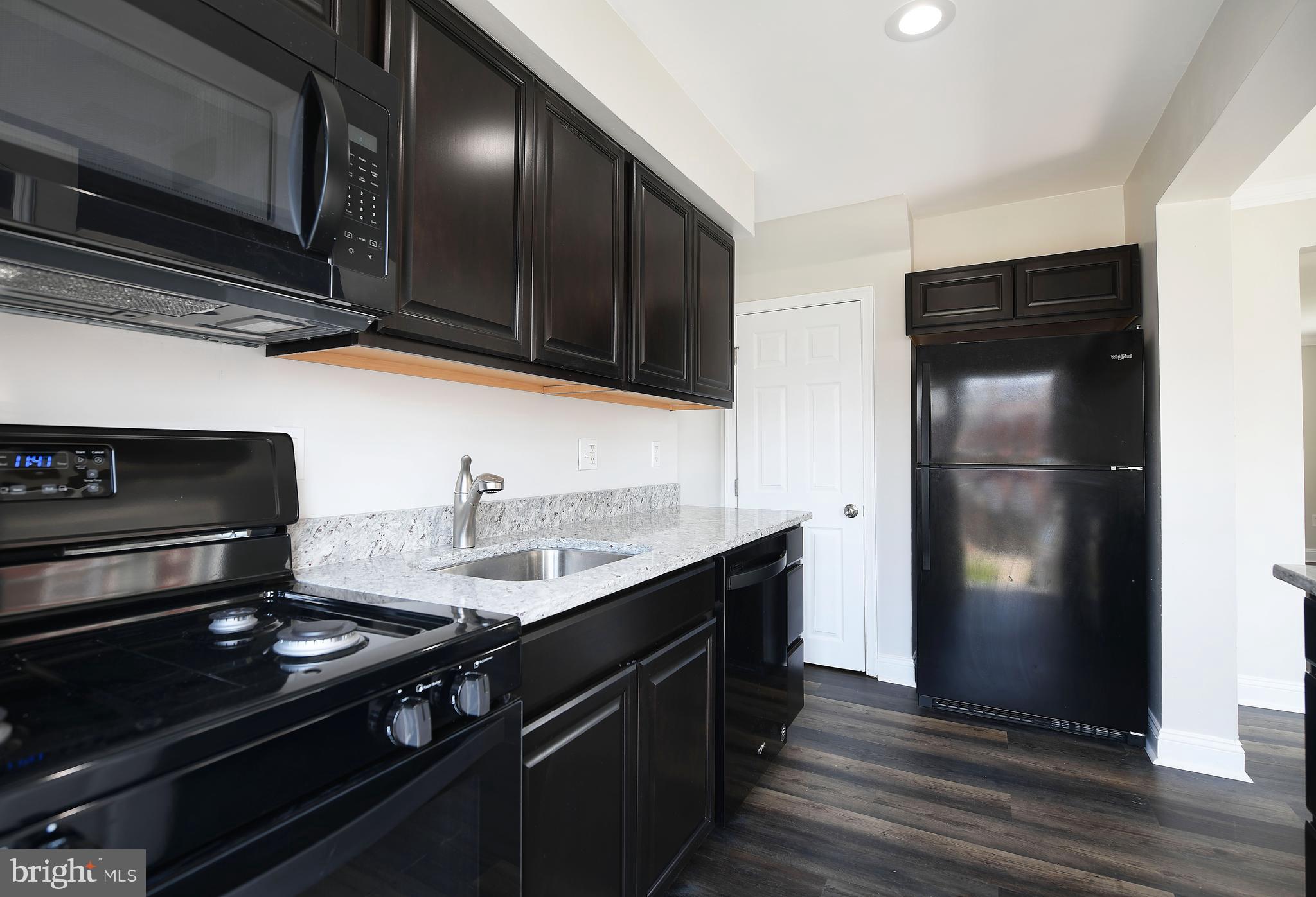 1916 Oxley Road Baltimore, MD 21222 - Photo 10 of 27 NEW CABINETS
