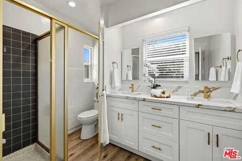 $2,999,000 | 2621 Veteran Avenue, Los Angeles, CA 90064