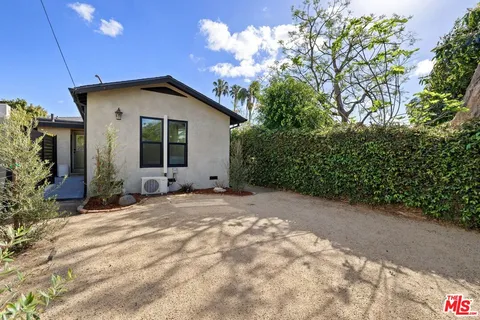 $2,999,000 | 2621 Veteran Avenue, Los Angeles, CA 90064