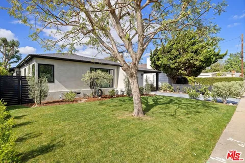 $2,999,000 | 2621 Veteran Avenue, Los Angeles, CA 90064