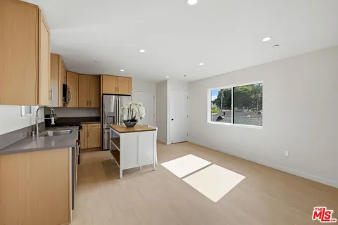 $2,999,000 | 2621 Veteran Avenue, Los Angeles, CA 90064