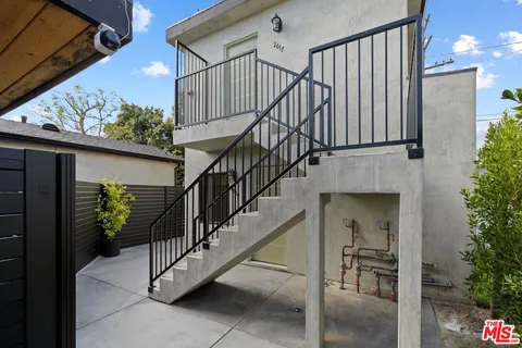 $2,999,000 | 2621 Veteran Avenue, Los Angeles, CA 90064