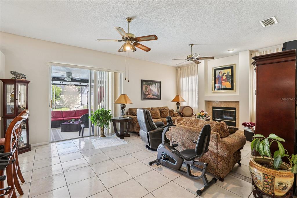 3521 Molona Drive Orlando, FL 32837 - Photo 5 of 40