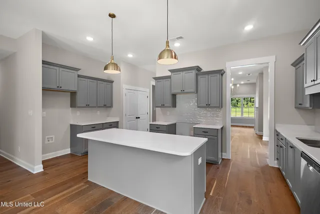 $399,900 | 1375 Creekside Lane, Hernando, MS 38632