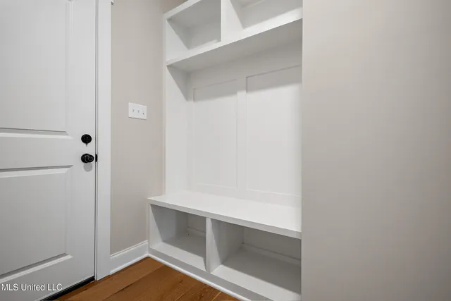 $399,900 | 1375 Creekside Lane, Hernando, MS 38632