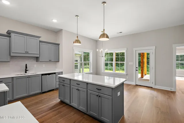 $399,900 | 1375 Creekside Lane, Hernando, MS 38632