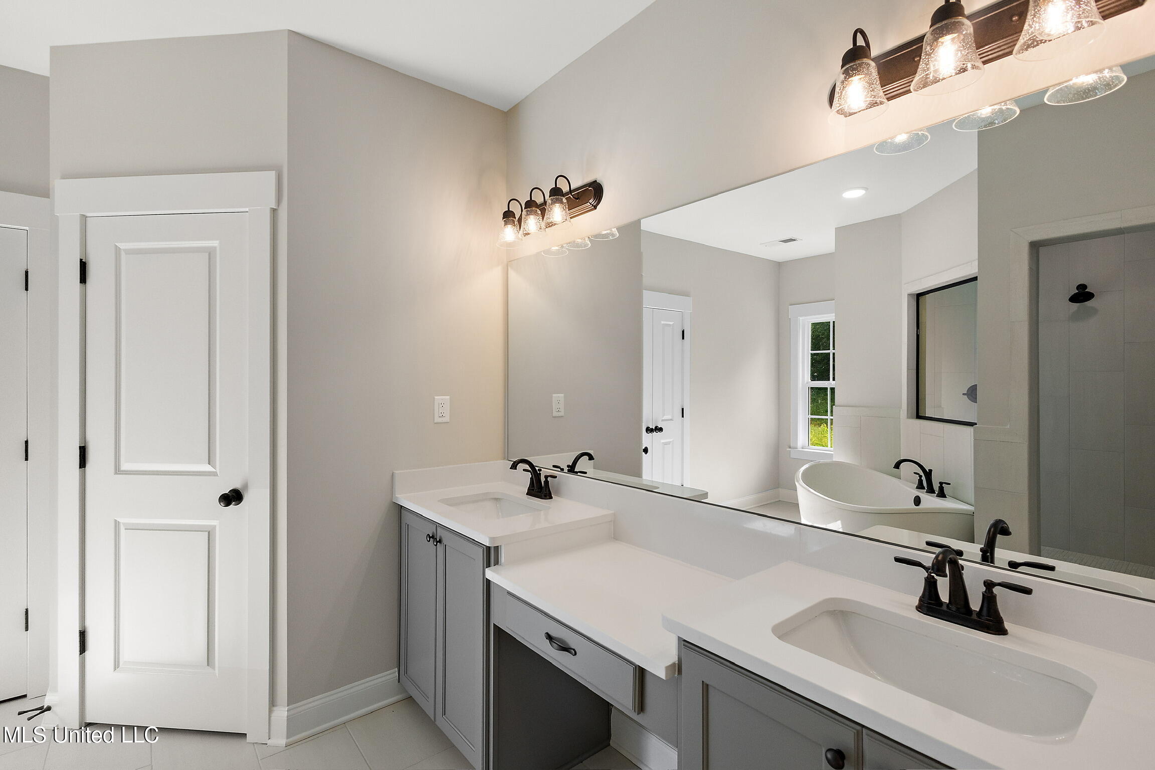 1375 Creekside Lane Hernando, MS 38632 - Photo 25 of 38 Hackberry