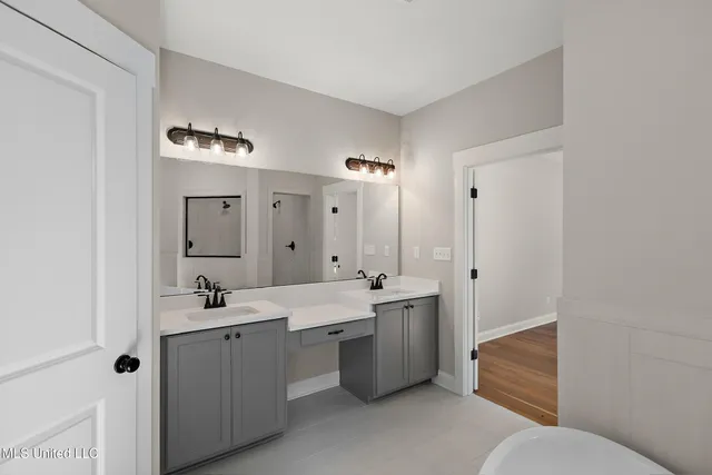 $399,900 | 1375 Creekside Lane, Hernando, MS 38632