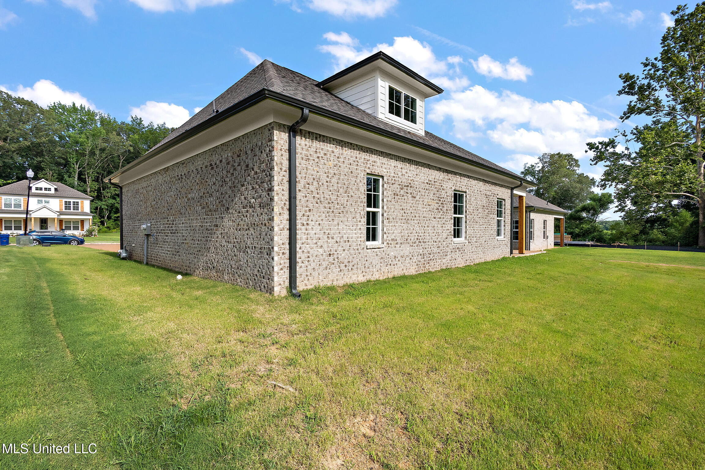 1375 Creekside Lane Hernando, MS 38632 - Photo 37 of 38 Hackberry