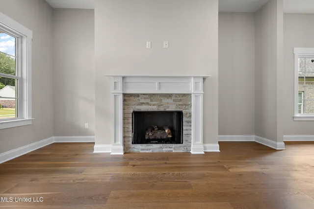 $399,900 | 1375 Creekside Lane, Hernando, MS 38632