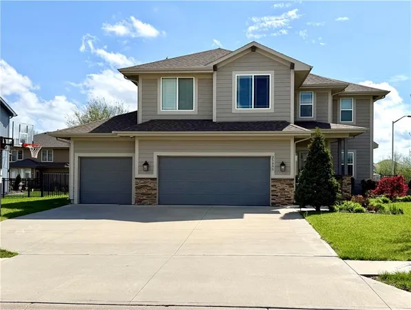 $499,000 | 25095 West 148th Place, Olathe, KS 66061