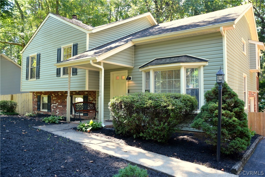 4708 Fordham Road Chesterfield, VA 23236 - Photo 3 of 24