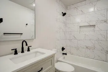 $1,000 | 226 Hickory Street, Unit B, Levelland, TX 79336