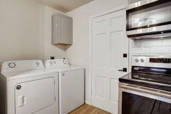 $1,000 | 226 Hickory Street, Unit B, Levelland, TX 79336