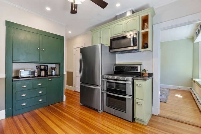 37 Livingstone Avenue Beverly, MA 01915 - Photo 14 of 37