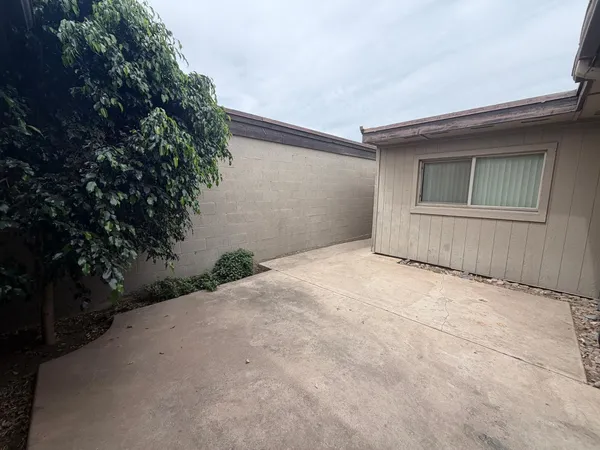 $1,900 | 1609 East Ellis Drive, Tempe, AZ 85282