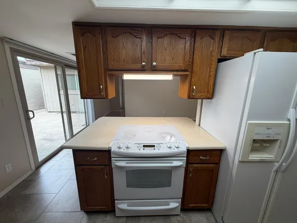 $1,900 | 1609 East Ellis Drive, Tempe, AZ 85282