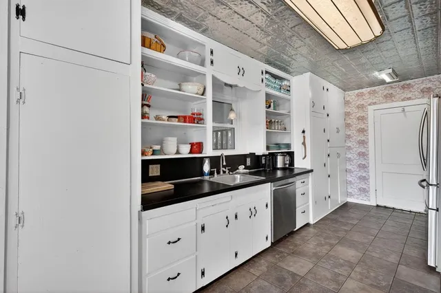 $274,990 | 605 Highway 36, Comanche, TX 76442