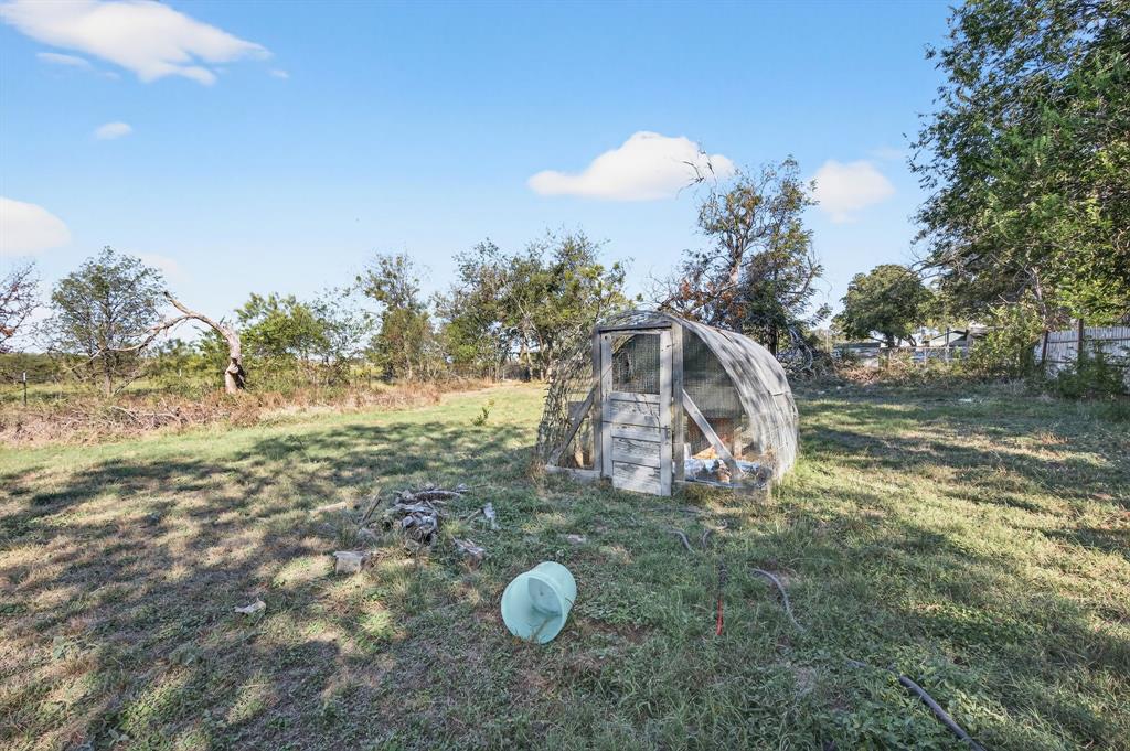 605 Highway 36 Comanche, TX 76442 - Photo 28 of 36 a view of outdoor space and yard
