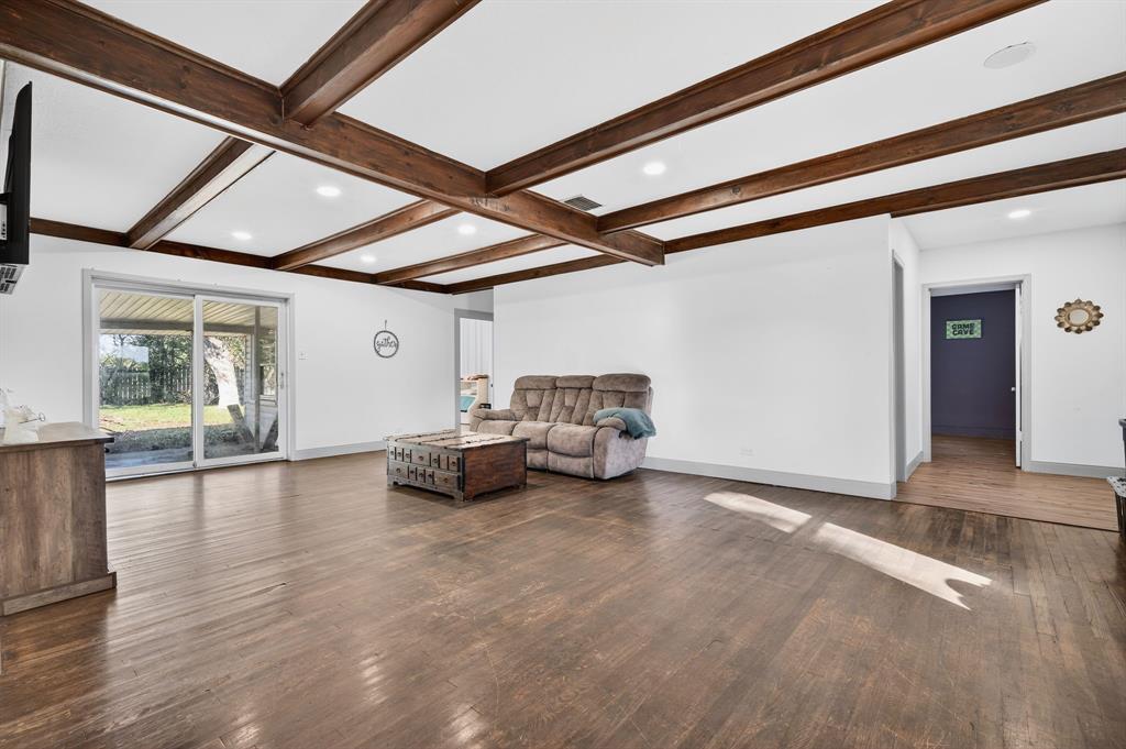605 Highway 36 Comanche, TX 76442 - Photo 6 of 36 a view of livingroom with furniture and window