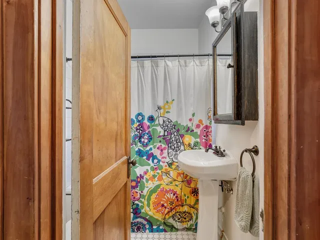 $3,000 | 43-xx 43-xx Harriet, Minneapolis, MN 55409